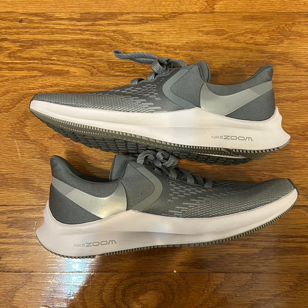 Nike zoom running shoes